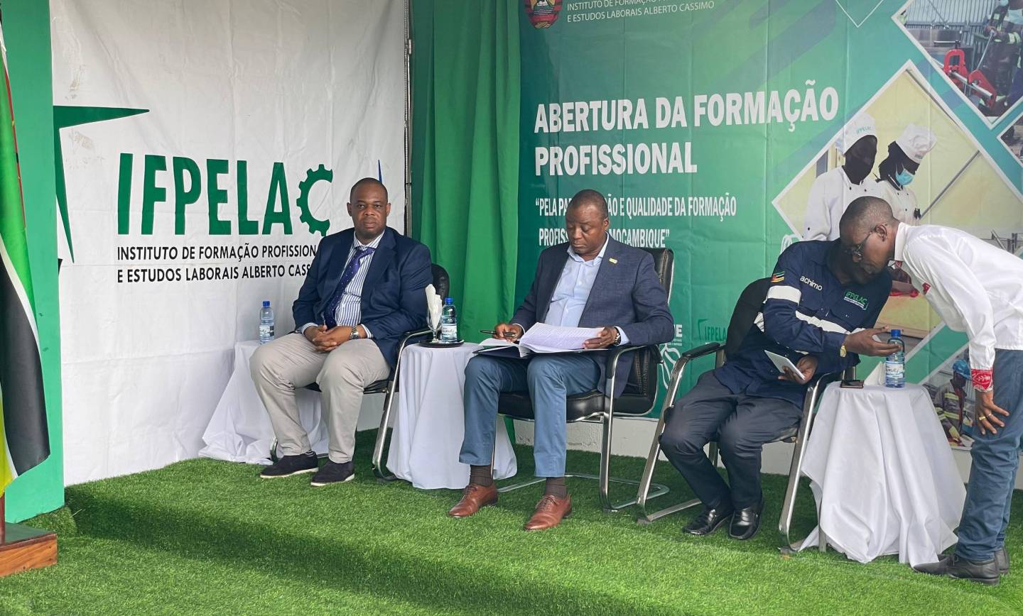 Luís Giquira participa na cerimônia de lançamento de formação profissional em Nampula