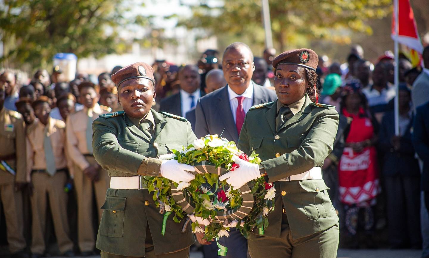 MOÇAMBIQUE COMEMORA 49 ANOS DA SUA INDEPENDÊNCIA