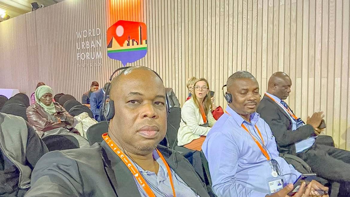 PRESIDENTE NO EGÍPTO COM O VEREADOR DE INFRASTUTURA